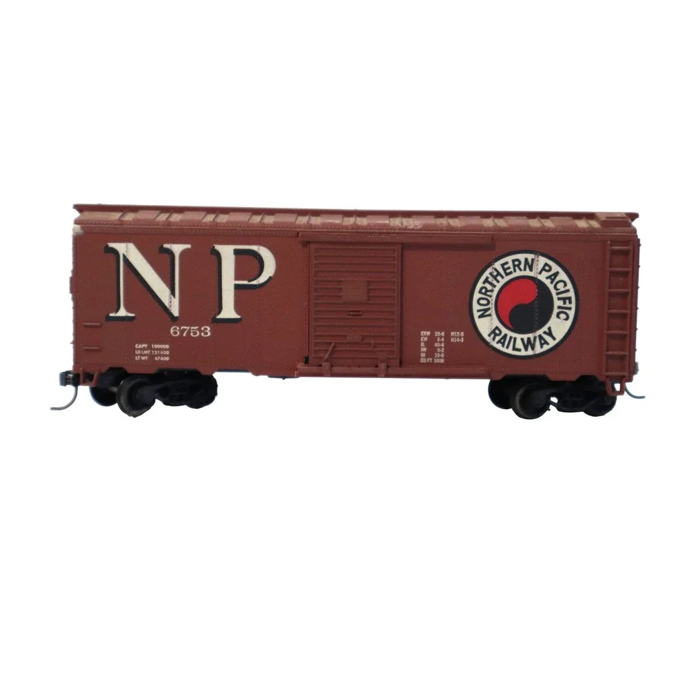 Vintage Northern Pacific Railway Brown Boxcar 6753 HO Scale‎ Train Car - Picture 2 of 8